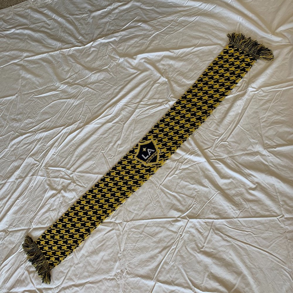 Official Los Angeles Galaxy MLS Scarf
